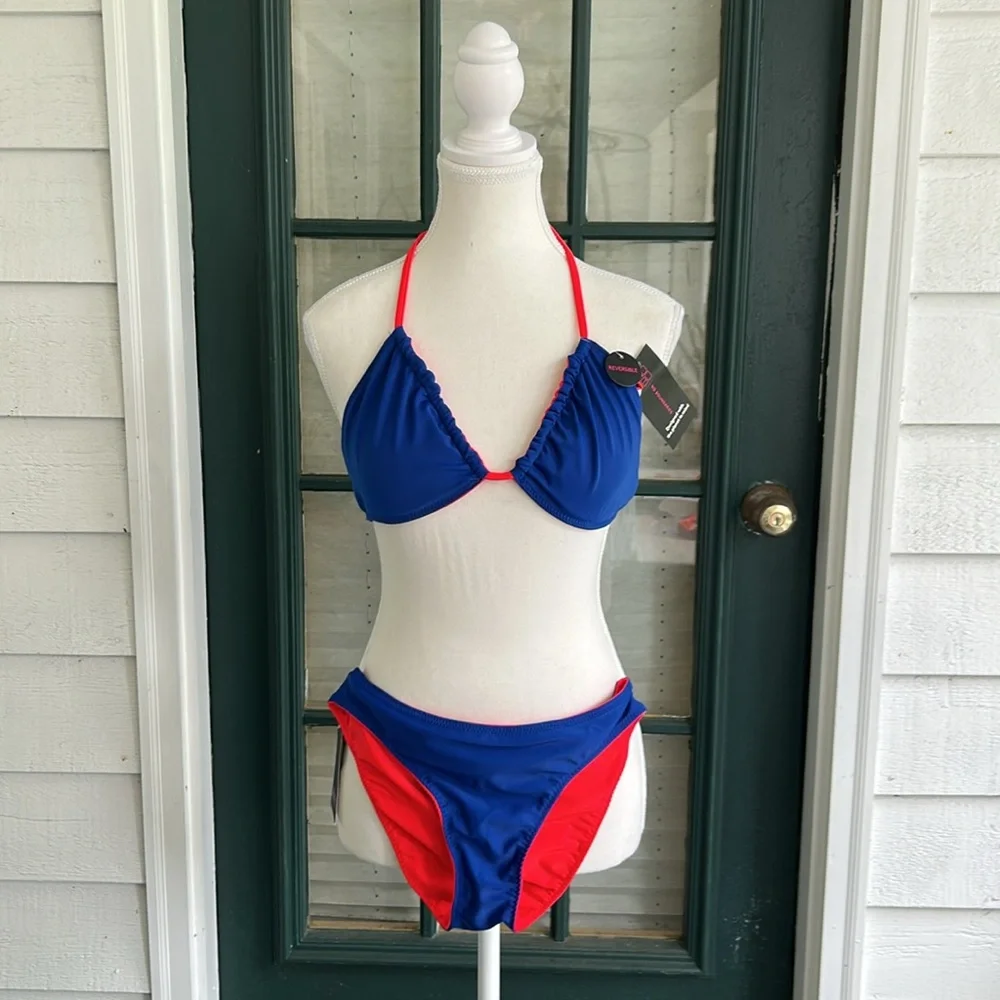 No Boundaries NWT Red & Blue Reversible Triangle Bikini Top